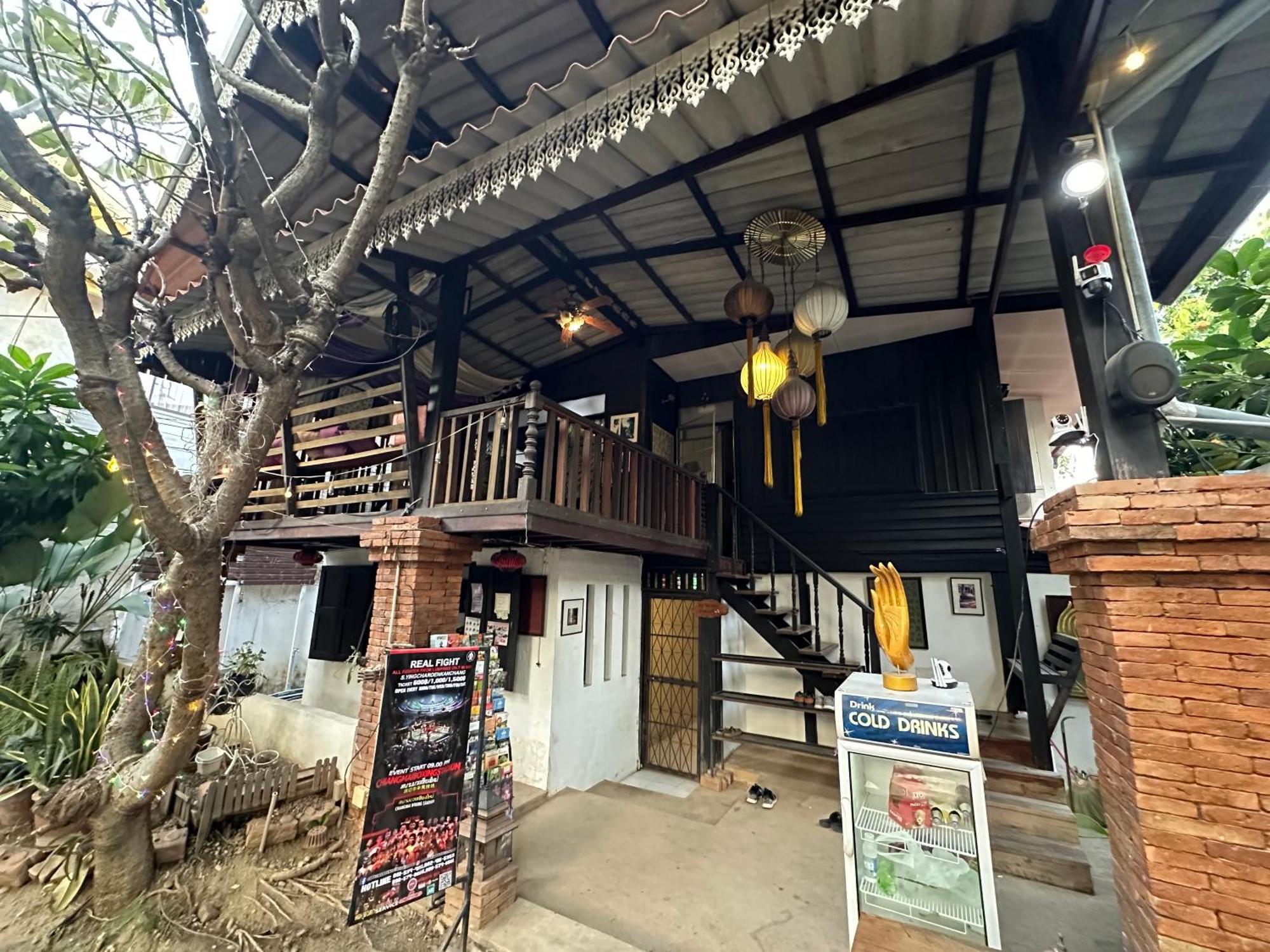 清邁 Nearthepark Boutique House旅舍 外观 照片